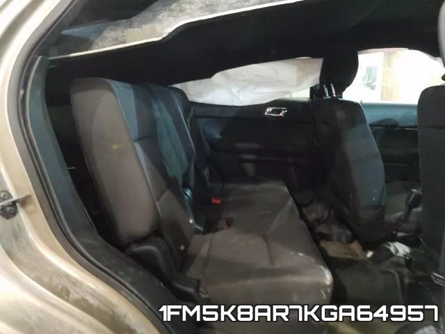 1FM5K8AR7KGA64957_6.webp