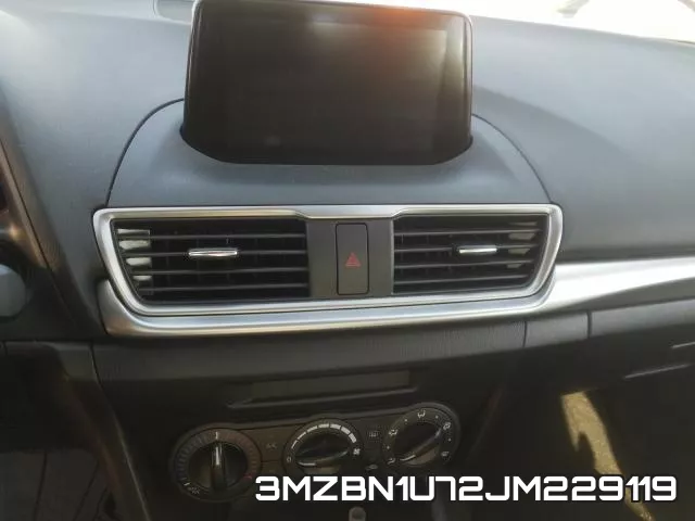 3MZBN1U72JM229119_9.webp
