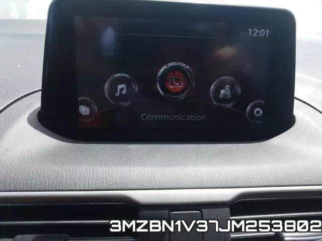 3MZBN1V37JM253802_9.webp