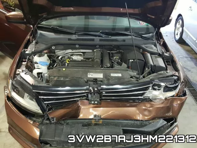3VW2B7AJ3HM221312_7.webp