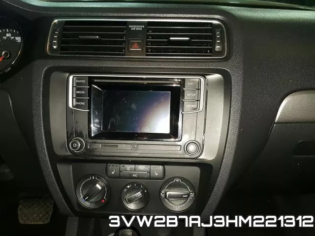 3VW2B7AJ3HM221312_9.webp