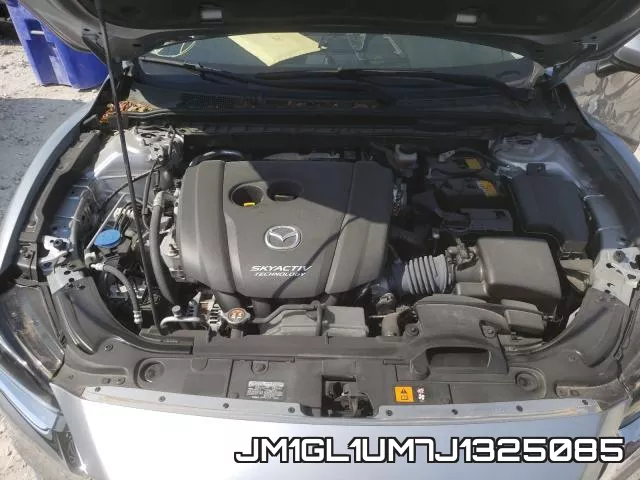 JM1GL1UM7J1325085_7.webp