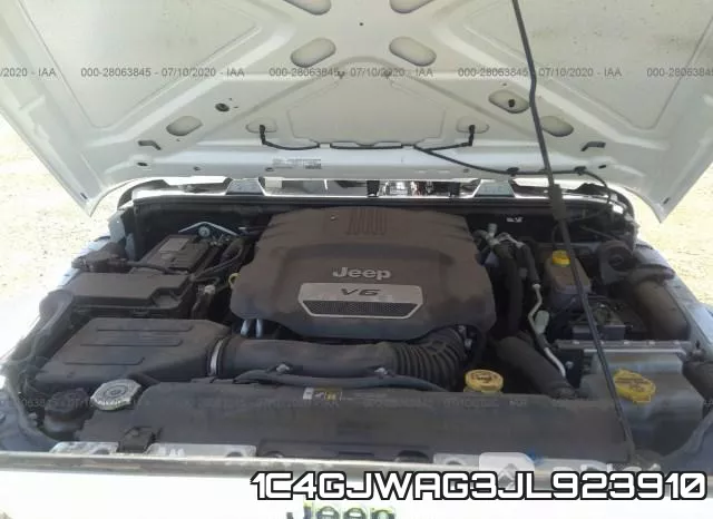 1C4GJWAG3JL923910_10.webp