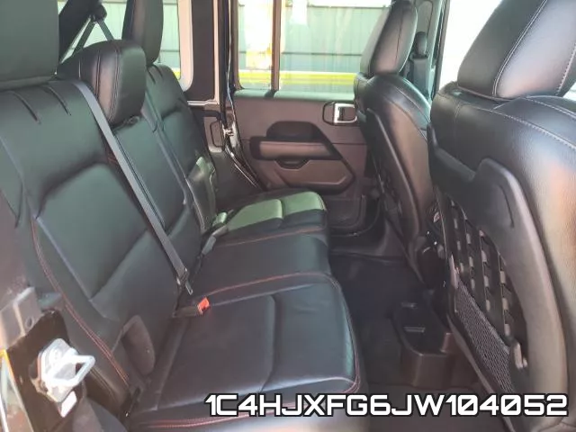 1C4HJXFG6JW104052_6.webp