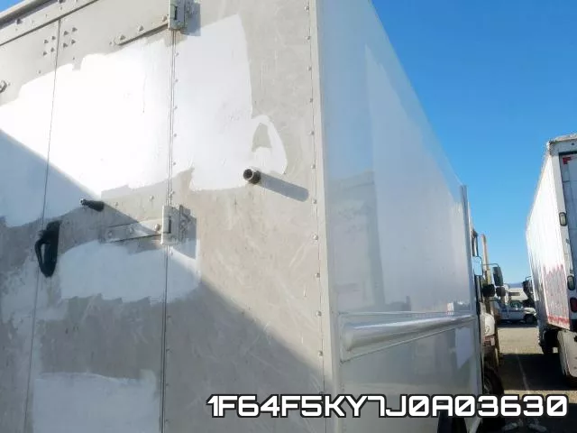 1F64F5KY7J0A03630_4.webp