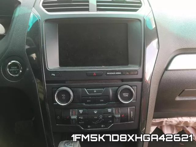 1FM5K7D8XHGA42621_9.webp