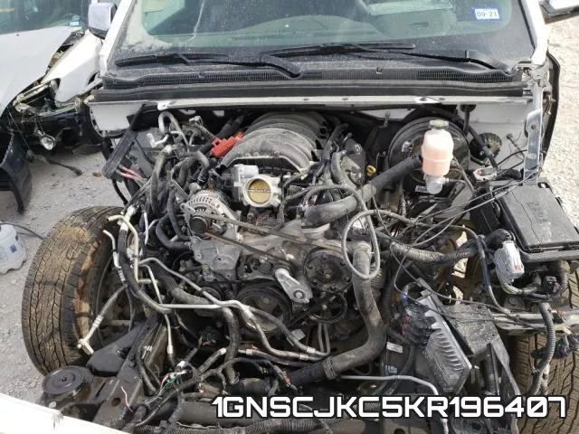 1GNSCJKC5KR196407_7.webp