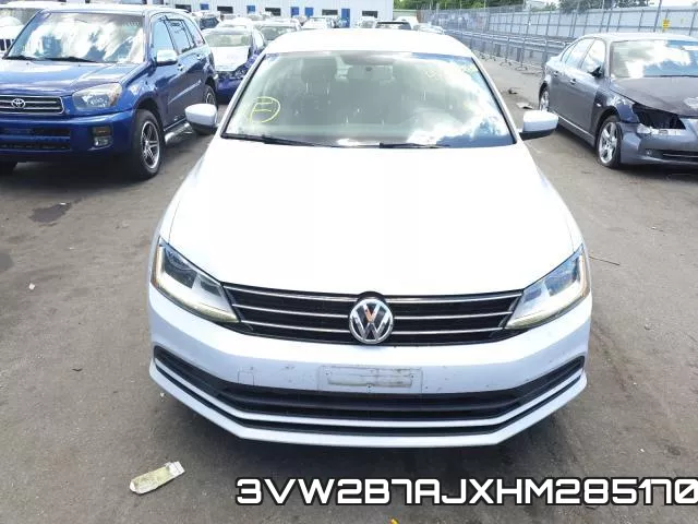 3VW2B7AJXHM285170_9.webp