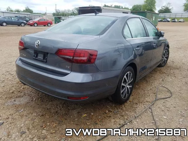 3VWDB7AJ1HM215887_4.webp