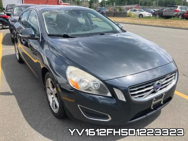 YV1612FH5D1223323