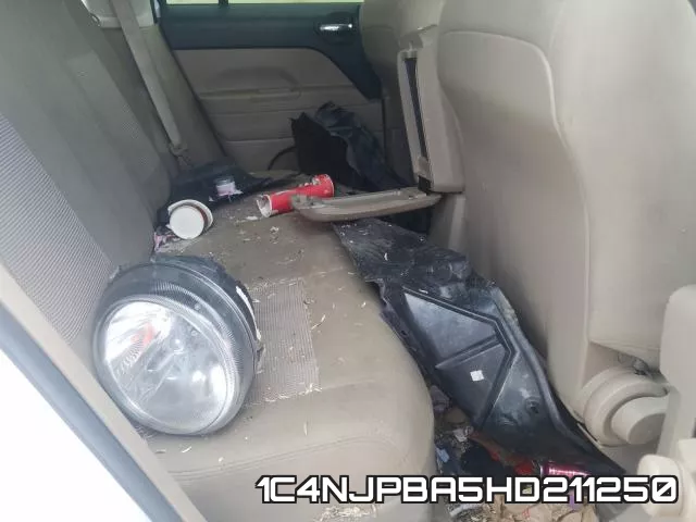 1C4NJPBA5HD211250_6.webp