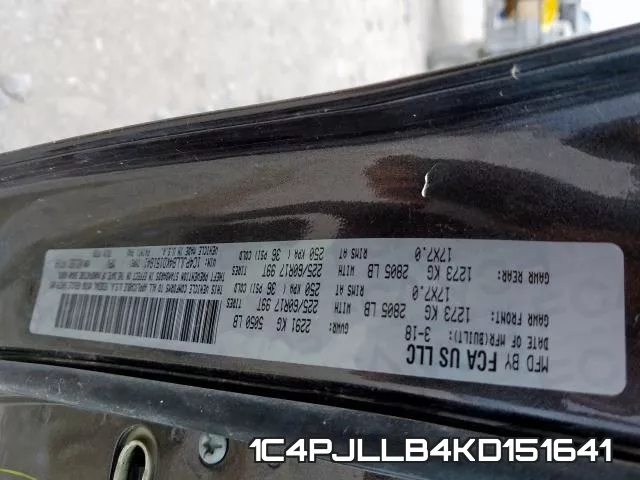 1C4PJLLB4KD151641_10.webp
