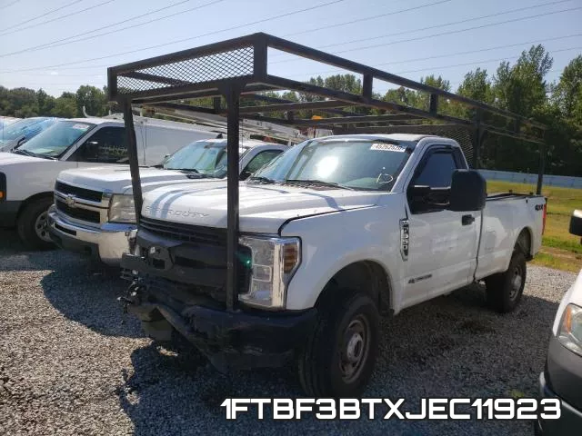 1FTBF3BTXJEC11923_2.webp