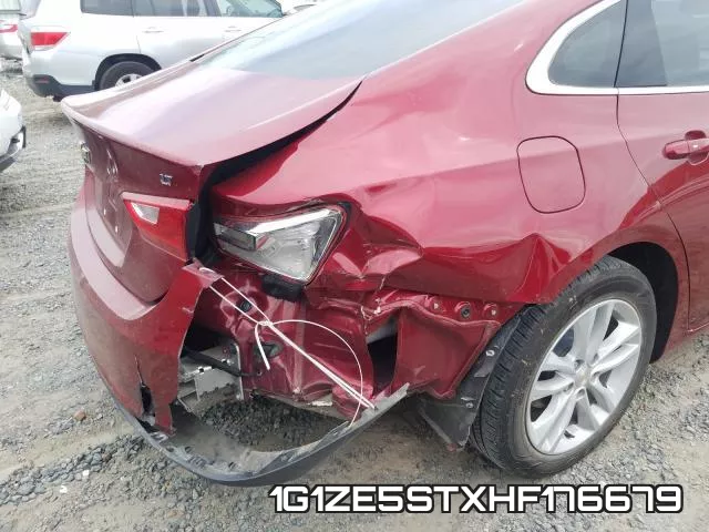 1G1ZE5STXHF176679_9.webp
