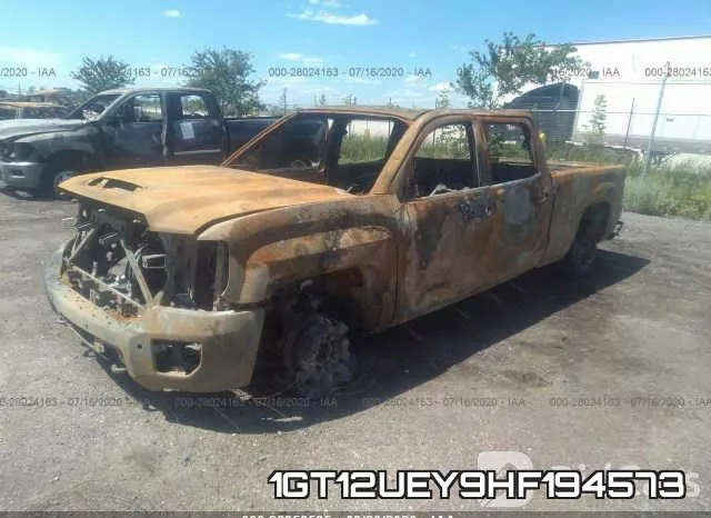 1GT12UEY9HF194573_2.webp