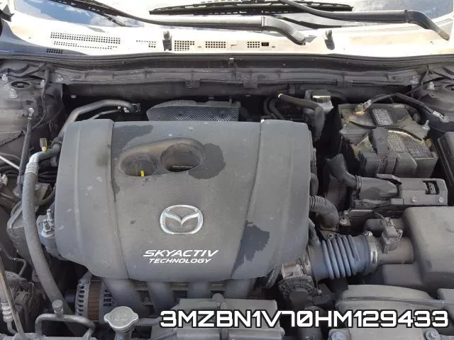 3MZBN1V70HM129433_7.webp