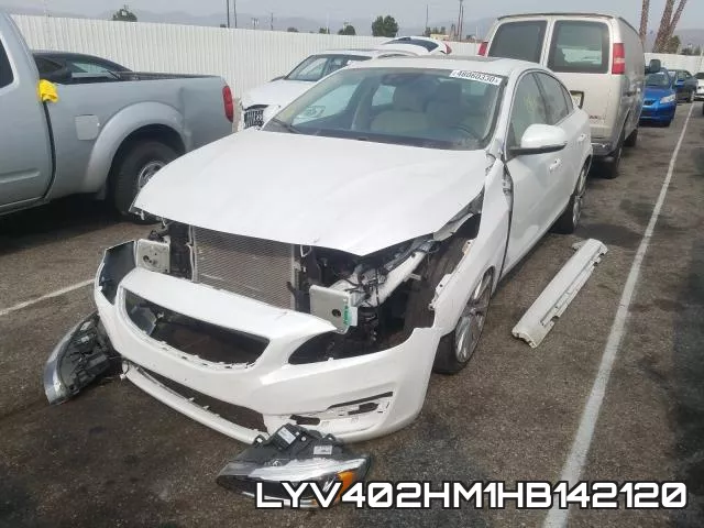 LYV402HM1HB142120_2.webp