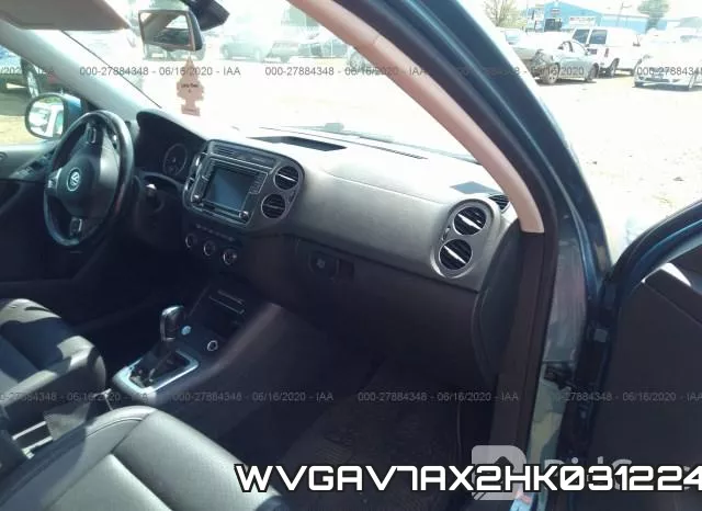 WVGAV7AX2HK031224_5.webp