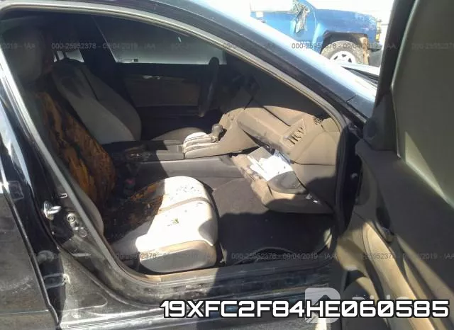 19XFC2F84HE060585_5.webp