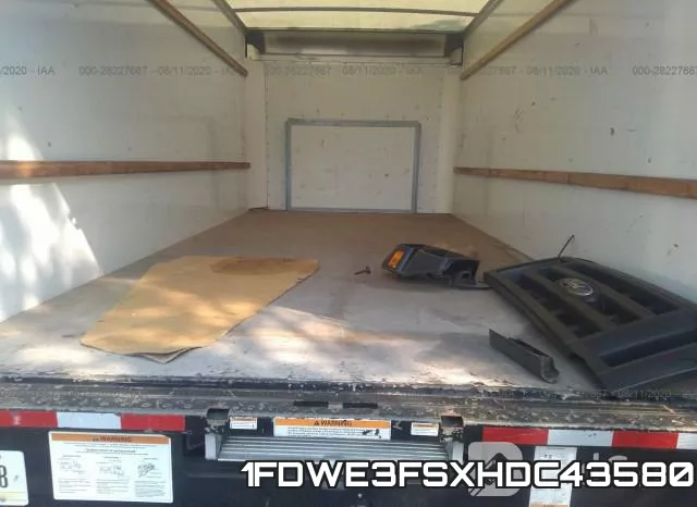 1FDWE3FSXHDC43580_8.webp