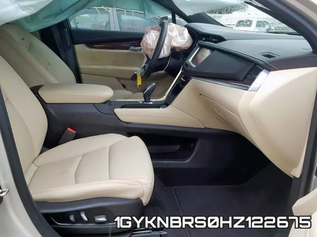 1GYKNBRS0HZ122675_5.webp