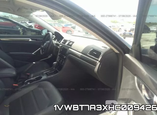1VWBT7A3XHC009426_5.webp