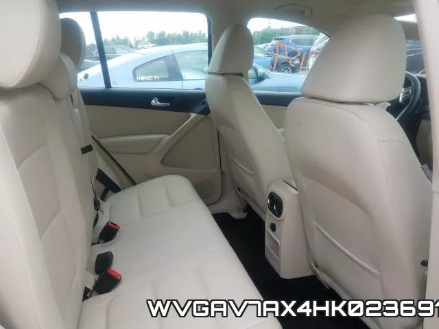 WVGAV7AX4HK023691_6.webp
