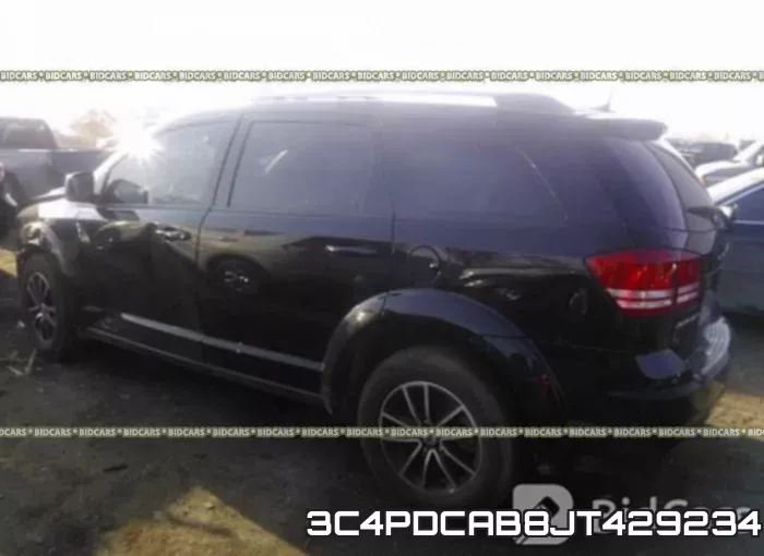 3C4PDCAB8JT429234_3.webp