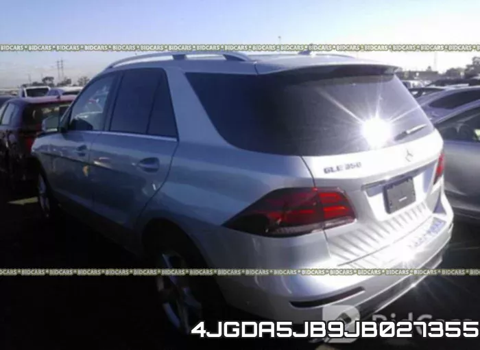 4JGDA5JB9JB027355_3.webp