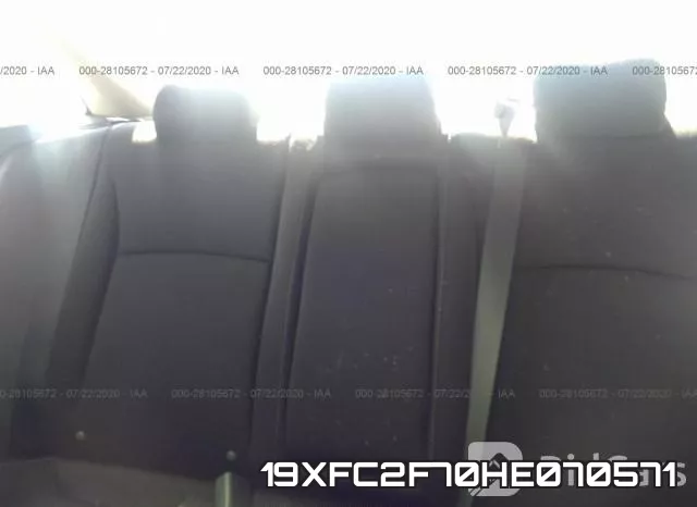 19XFC2F70HE070571_8.webp