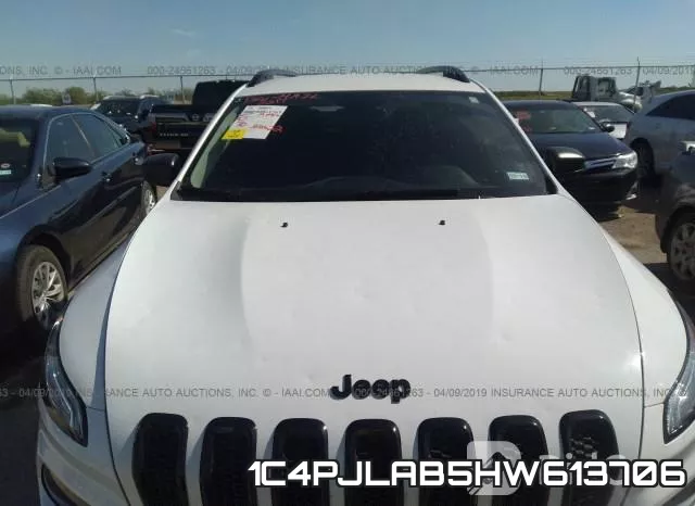 1C4PJLAB5HW613706_6.webp
