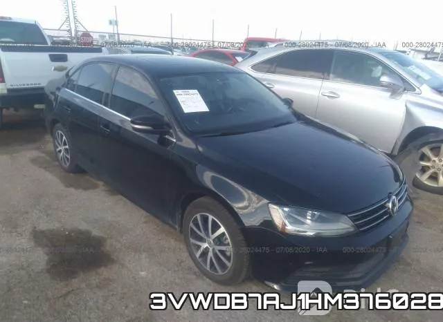3VWDB7AJ1HM376028_6.webp