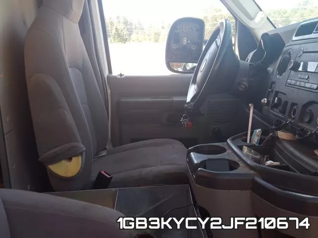 1GB3KYCY2JF210674
