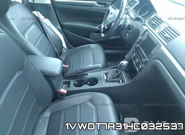 1VWDT7A31HC032537_5.webp