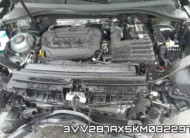 3VV2B7AX5KM082297_10.webp