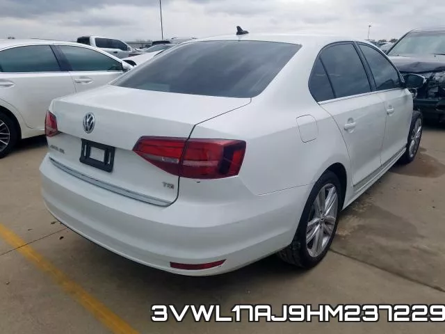 3VWL17AJ9HM237229_4.webp