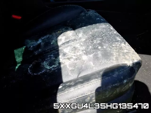 5XXGU4L35HG135470_9.webp