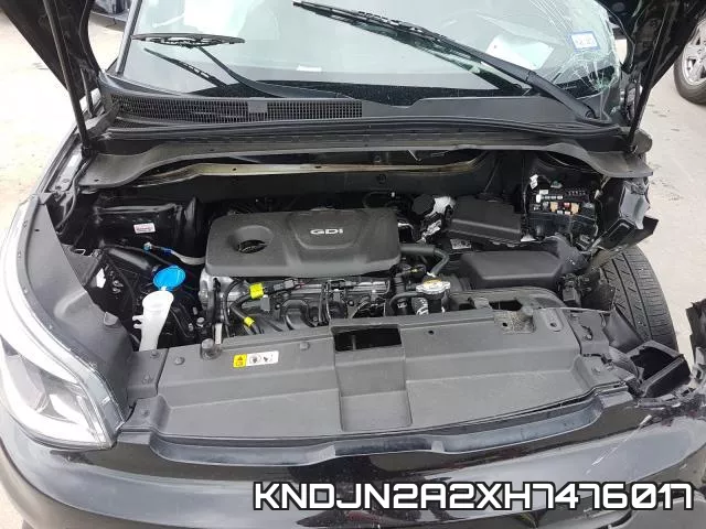 KNDJN2A2XH7476017_7.webp