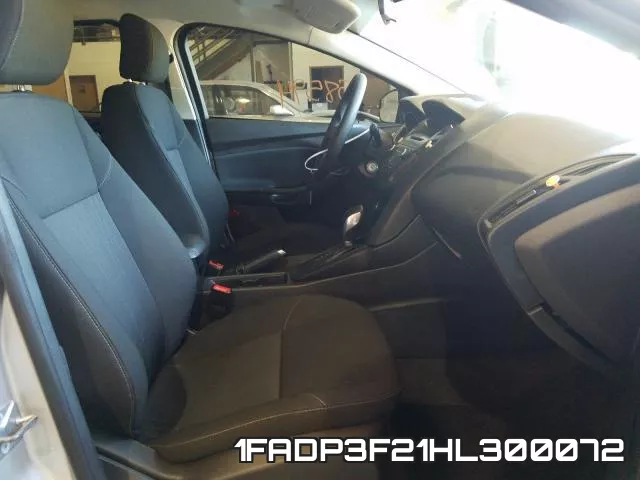 1FADP3F21HL300072_5.webp