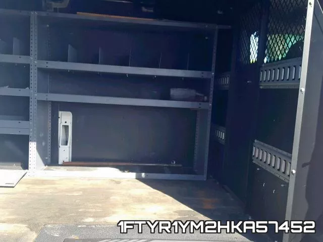 1FTYR1YM2HKA57452_6.webp