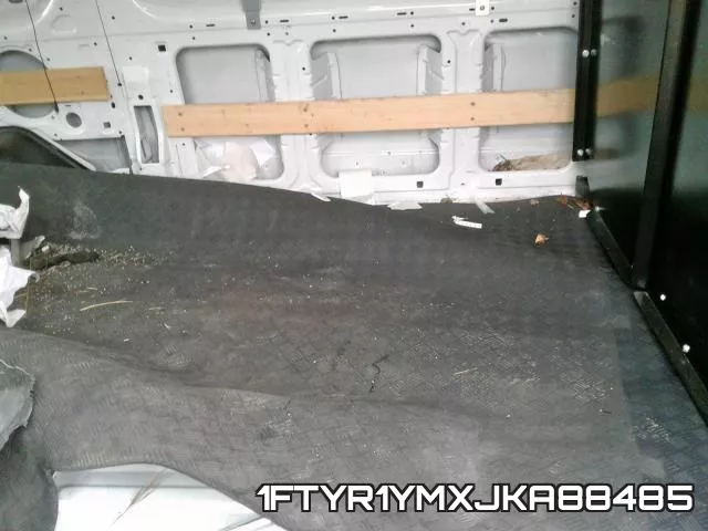 1FTYR1YMXJKA88485_6.webp