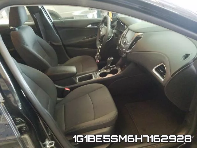 1G1BE5SM6H7162928_5.webp