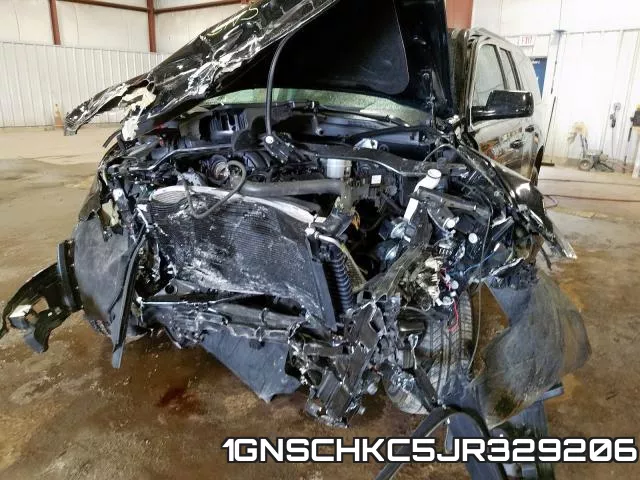 1GNSCHKC5JR329206_9.webp