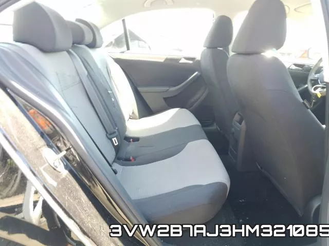 3VW2B7AJ3HM321085_6.webp