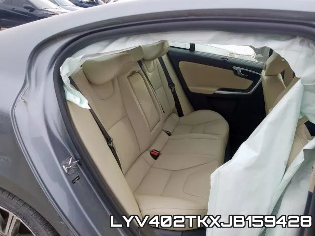 LYV402TKXJB159428