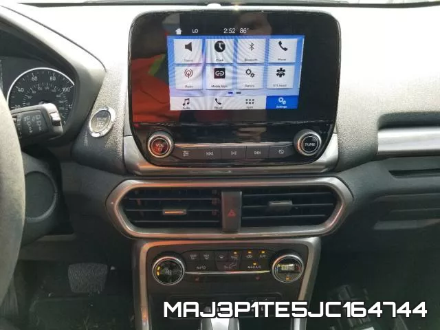 MAJ3P1TE5JC164744_9.webp