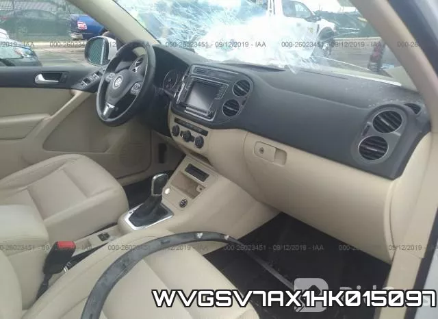 WVGSV7AX1HK015097_5.webp