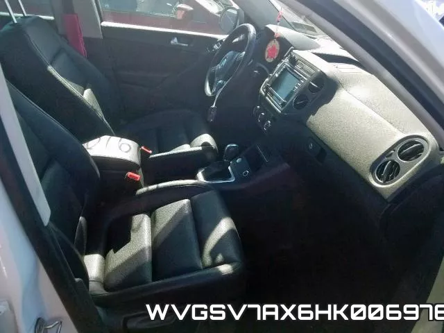 WVGSV7AX6HK006976_5.webp