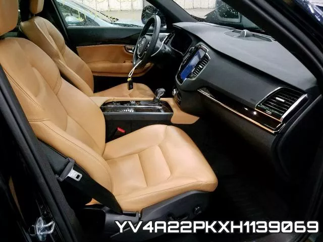 YV4A22PKXH1139069_5.webp