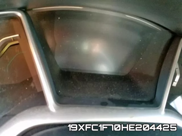 19XFC1F70HE204425_8.webp